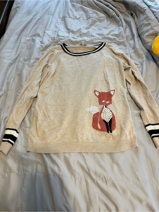 Talbots Sweaters - Talbots Beige Crewneck Sweater with Rustic fox detail